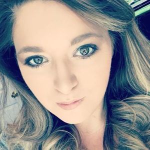 Meet your Posher, Kristina